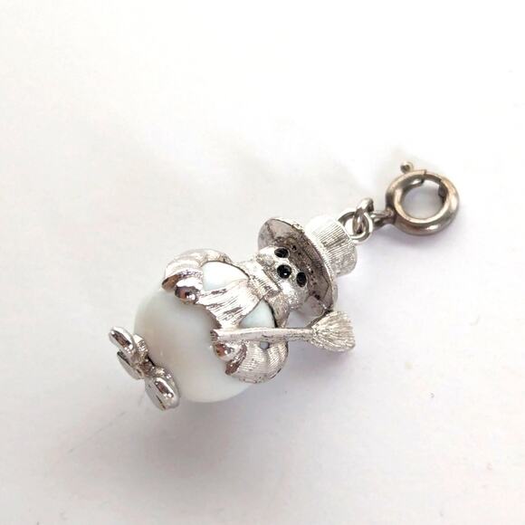 Vintage Signed Monet Frosty The Snowman Silver Tone White Bracelet Charm - Picture 3 of 4